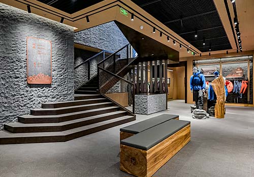 NY Architectural Design Awards - Arc’teryx Chongqing Star Light 68 Plaza Store