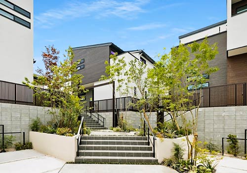 NY Architectural Design Awards - A shared landing that connects across levels